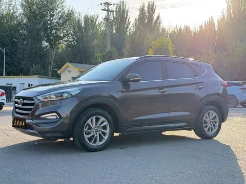 Hyundai 途胜 2015