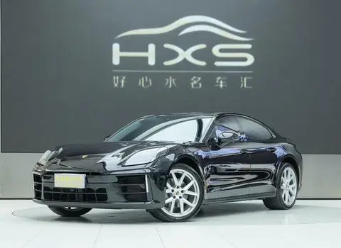 Porsche Panamera 2024