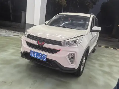 Wuling Hongguang S3 2019 — фото 1