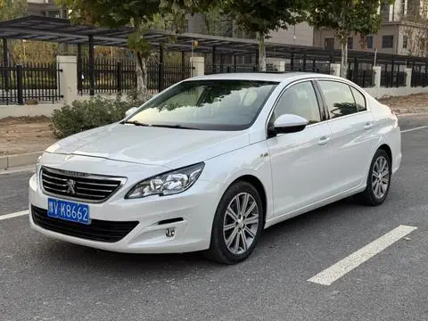 Peugeot 408 2015 — фото 1