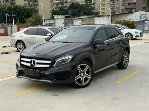 Mercedes-Benz GLA 2015 — фото 1