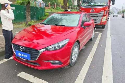 Mazda 3 昂克赛拉 2017 — фото 1