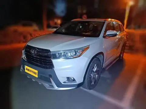 Toyota Highlander 2015