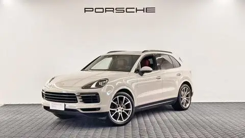 Porsche Cayenne 2022 — фото 1