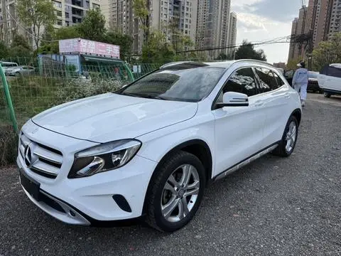 Mercedes-Benz GLA 2016