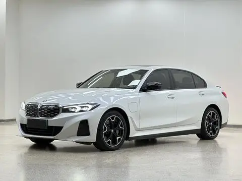 BMW i3 2023