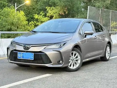Toyota Corolla 2021 — фото 1
