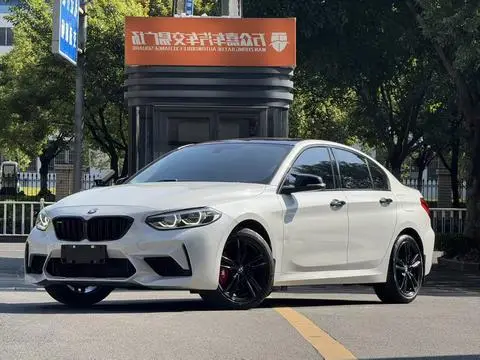 BMW 1 Series 2021