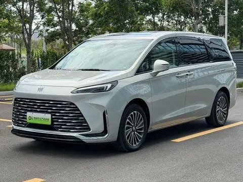 Buick GL8 PHEV 2025