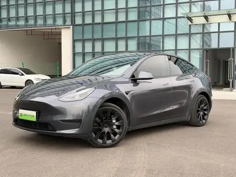 Tesla Model Y 2022 — фото 1