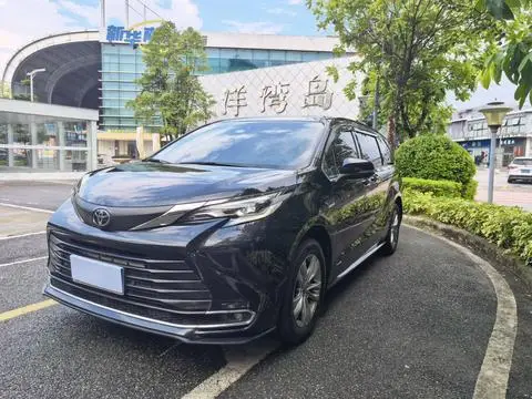 Toyota 赛那 2024