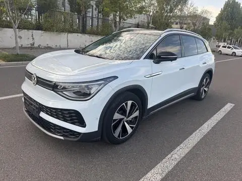 Volkswagen ID.6 X 2022