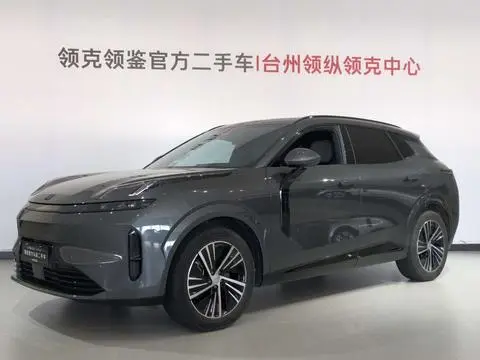 Lynk & Co 08 EM-P 2023