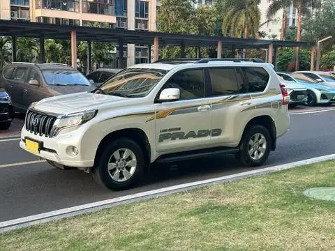 Toyota Prado 2014 — фото 1