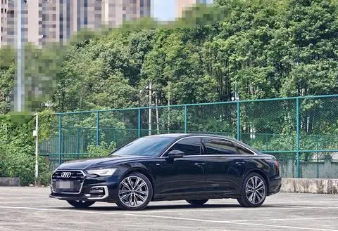 Audi A6L 2023 — фото 1