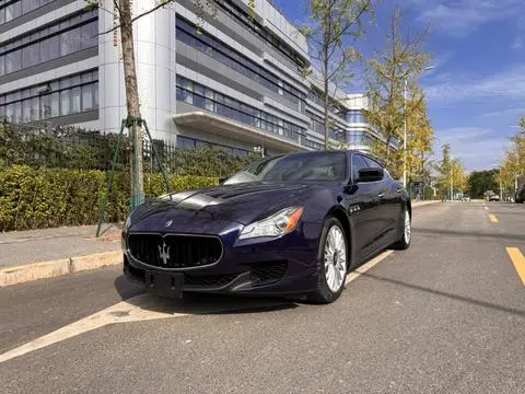 Maserati Quattroporte 2013