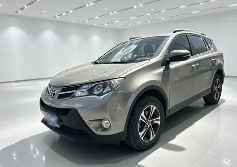 Toyota RAV4 2015