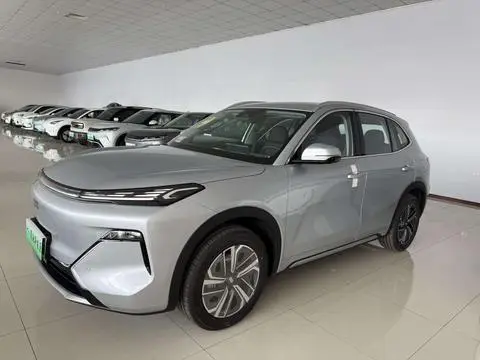 Geely 星舰7 EM-i 2026 — фото 1
