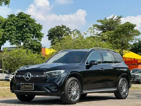 Mercedes-Benz GLC 2023