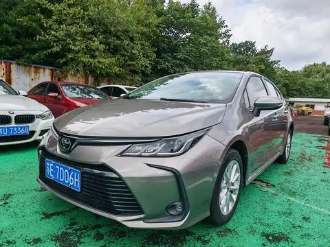 Toyota Corolla 2021 — фото 1