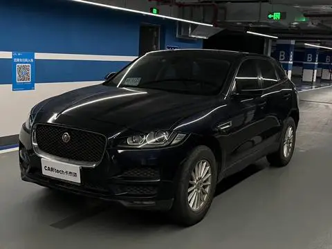 Jaguar F-PACE 2016