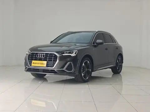 Audi Q3 2023 — фото 1