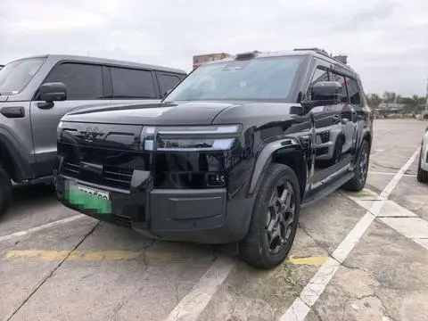 BYD Leopard 钛7 PHEV 2025