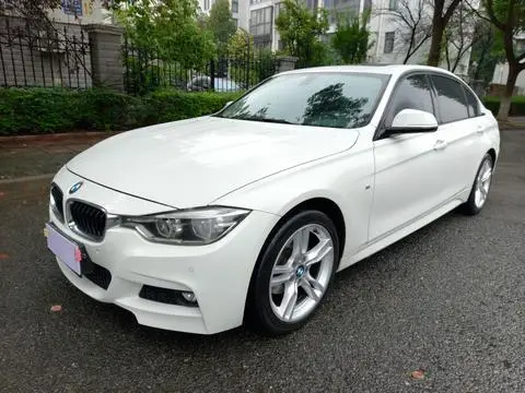 BMW 3 Series 2018 — фото 1