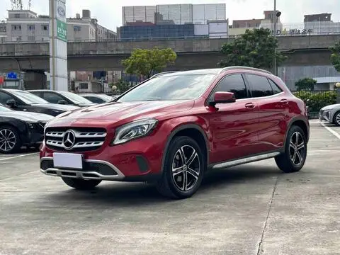 Mercedes-Benz GLA 2018 — фото 1