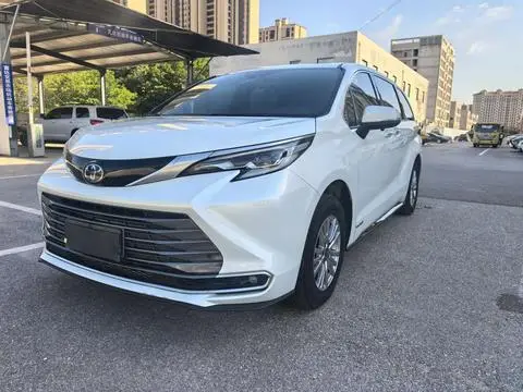 Toyota 赛那 2021