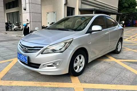 Hyundai 瑞纳 2014