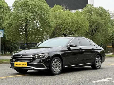 Mercedes-Benz E-Class 2022