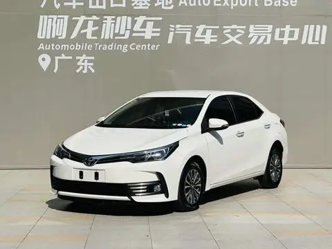 Toyota Corolla 2018 — фото 1