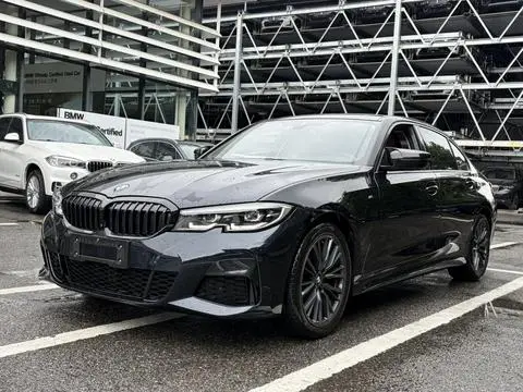 BMW 3 Series 2021 — фото 1