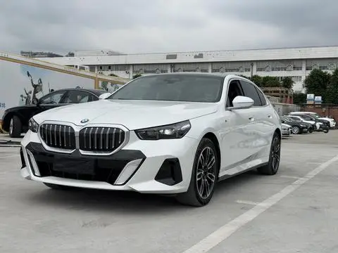BMW 5 Series 2024