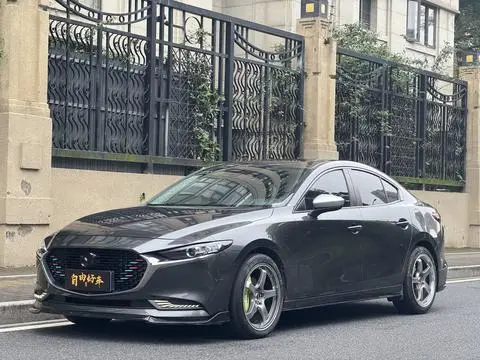 Mazda 3 昂克赛拉 2022 — фото 1