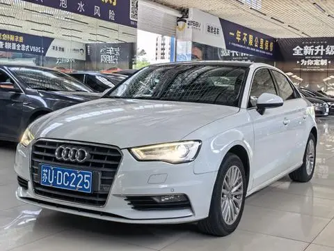 Audi A3 2015 — фото 1