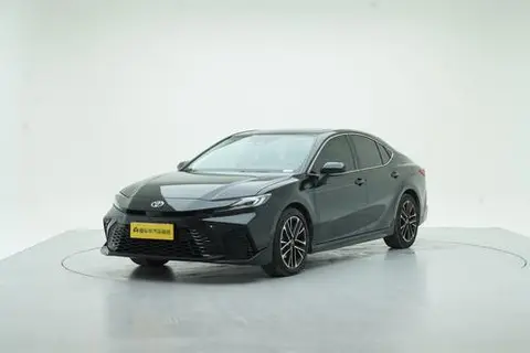 Toyota Camry 2026 — фото 1