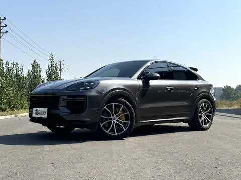 Porsche Cayenne Coupé 2024 — фото 1