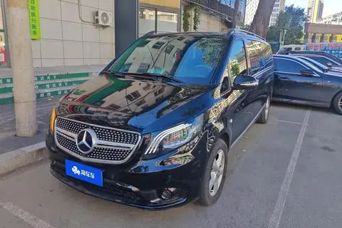 Mercedes-Benz 威霆 2018
