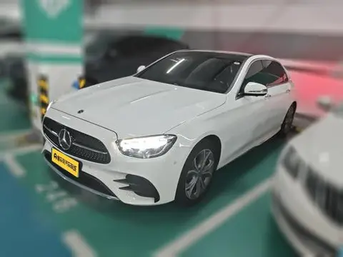 Mercedes-Benz E-Class 2022