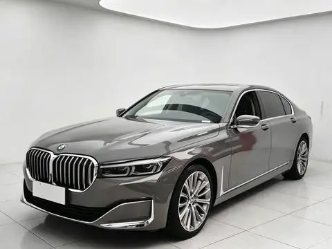 BMW 7 Series 2021