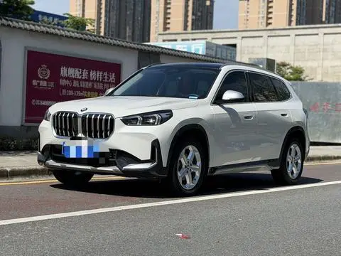 BMW X1 2023 — фото 1