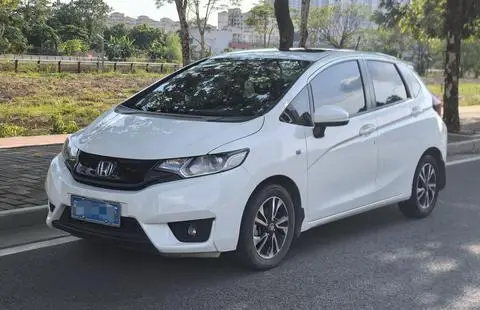 Honda Fit 2016 — фото 1