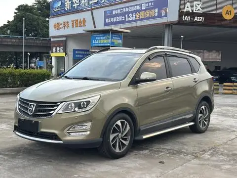 Baojun 560 2015