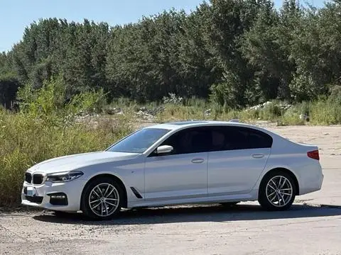 BMW 5 Series 2018 — фото 1