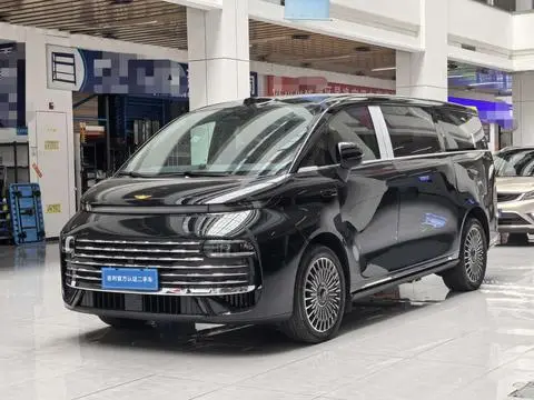 Geely V900 2026