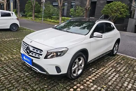 Mercedes-Benz GLA 2019