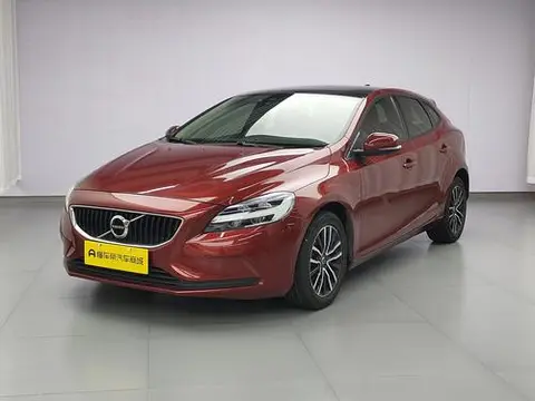 Volvo V40 2018