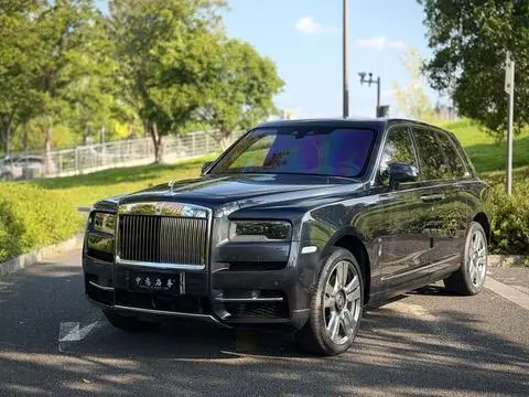 Rolls Royce Cullinan 2018